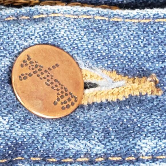 Wrangler Jeans Straight Leg High Rise Women’s Medium Wash 5-Pocket Size 33x30 - Picture 6 of 9